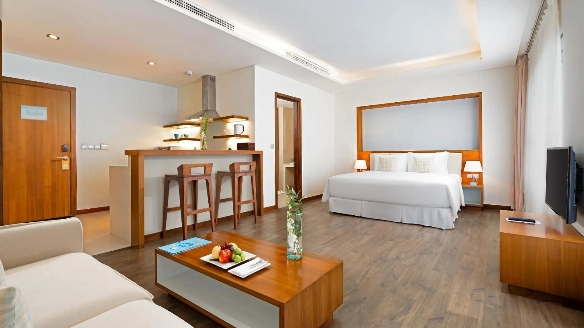 Hotel A La Carte Da Nang Beach